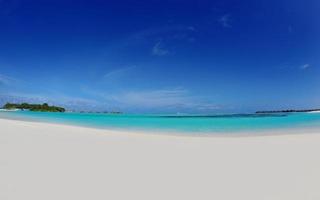 vue sur la plage tropicale photo