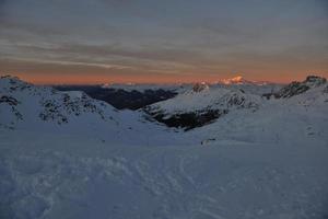 coucher de soleil neige montagne photo