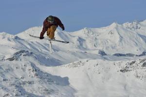 vue sur le saut à ski photo