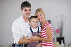 famille à la maison photo