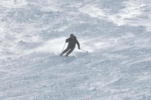 skieurs en montagne photo