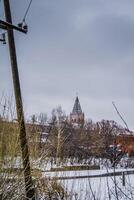 ancien bâtiment d'usine en hiver photo