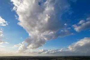 magnifiques nuages de l'hiver 2022 photo