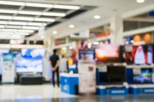 Grand magasin électronique avec arrière-plan flou bokeh photo