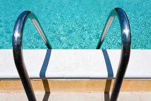 poignée de piscine extérieure photo