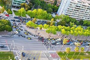 carrefour sur l'avenue diagonale à barcelone photo