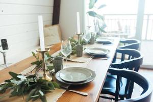 table servie pour le dîner, vue rapprochée photo