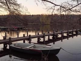 coucher du soleil sur un lac allemand photo