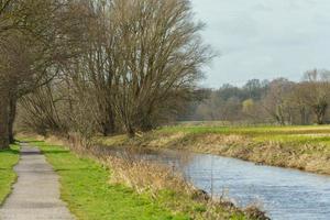 la rivière aa près de borken en allemagne photo