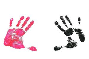 imprimer les mains en couleurs photo