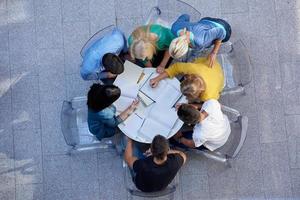 groupe d'étudiants vue de dessus photo