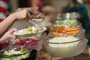 vue de la nourriture sous forme de buffet photo