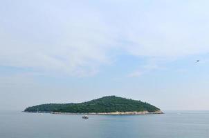 vue sur le paysage de dubrovnik photo