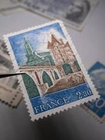 ancienne collection de timbres postaux photo