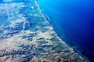 vue aérienne de la patagonie depuis un avion photo