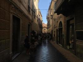 noli, italie - 7 juillet 2018 - village médiéval de noli en ligurie italie photo