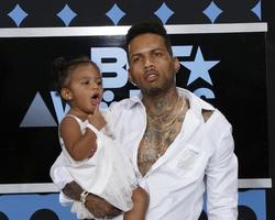 los angeles jun 25, aislin parvaneh collins, kid ink aux bet awards 2017 au microsoft theatre le 25 juin 2017 à los angeles, ca photo