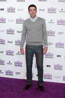 Los Angeles, 25 février - Zachary Quinto arrive au Film Independent Spirit Awards 2012 à la plage le 25 février 2012 à Santa Monica, CA photo