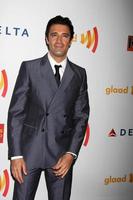 los angeles, 21 avril, gilles marini arrive au 23e glaad media awards à l'hôtel westin bonaventure le 21 avril 2012 à los angeles, ca photo