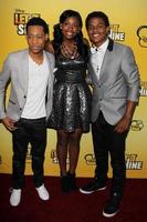 los angeles, 5 juin - tyler james williams, coco jones, trevor jackson arrivant à la première de disney channel s let it shine at dga theatre le 5 juin 2012 à los angeles, ca photo