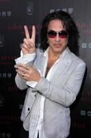 los angeles, 21 septembre - paul stanley au john varvatos et ringo starr célèbrent la journée internationale de la paix à john varvatos le 21 septembre 2014 à west hollywood, ca photo