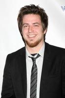 Los angeles, déc 10 - lee dewyze à la soirée de lancement de vocalizeu au restaurant rolling stone le 10 décembre 2011 à los angeles, ca photo