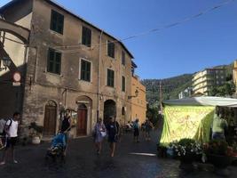 noli, italie - 7 juillet 2018 - village médiéval de noli en ligurie italie photo