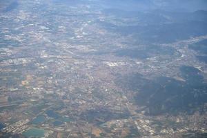 pianura padana po river valley lombardie vue aérienne d'avion photo