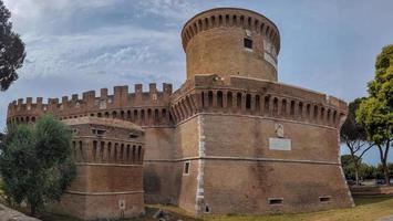 ancienne ostia château forteresse jules ii photo