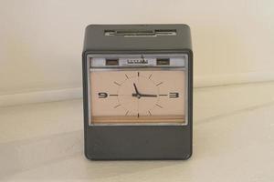 ancienne horloge de date nostalgie d'occasion photo