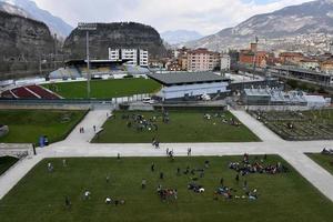 trento, italie - 27 mars 2018 - muse musée interactif plein d'étudiants photo