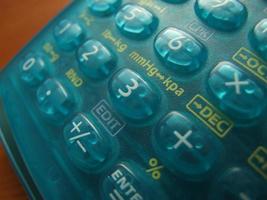 calculatrice sur table photo