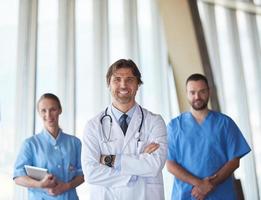 groupe de personnel médical à l'hôpital photo