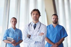 groupe de personnel médical à l'hôpital photo