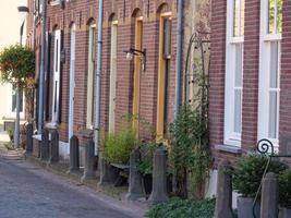 la ville de dosburg au bord de la rivière ijssel photo