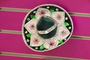 sombrero à vendre dans une boutique mexicaine photo