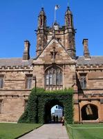 une vue sur le quadrilatère de l'université de sydney en australie photo