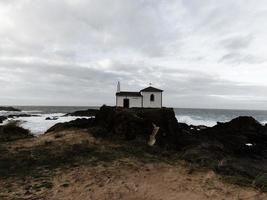 la chapelle virgen del puerto. galice, espagne photo