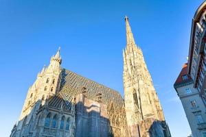 tours de stephansdom, vienne photo