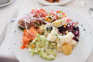 une assiette de salade photo