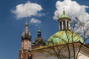 St. Église james sur la place principale de Cracovie, Pologne photo