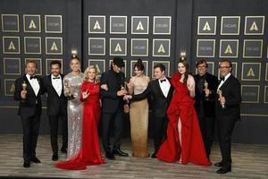 los angeles, 27 mars - coda meilleure image, eugenio derbez, sian heder, marlee matlin, troy kotsur, emilia jones, daniel durant, amy forsyth aux 94e académies au dolby theatre le 27 mars 2022 à los angeles, ca photo