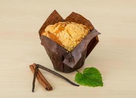 muffin sur fond de bois photo