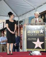 los angeles 9 novembre - sarah silverman, john c. reilly à la cérémonie de l'étoile sarah silverman sur le hollywood walk of fame le 9 novembre 2018 à los angeles, ca photo