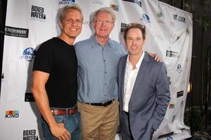 los angeles 29 juillet - patrick fabian, ed begley jr., raphael sbarge à la première d'une rivière en béton au laemmle noho 7 le 29 juillet 2015 à north hollywood, ca photo