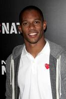 los angeles, 9 février - victor cruz arrive au brunch annuel pré-grammy roc nation à la maison soho le 9 février 2013 à west hollywood, ca photo