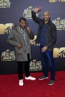 los angeles, 9 avril - jordan peele, clé keegan-michael aux mtv movie awards 2016 arrivées au studio warner brothers le 9 avril 2016 à burbank, ca photo