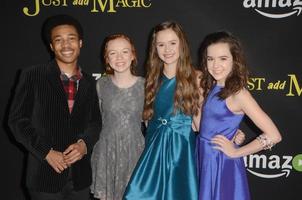 vlos angeles, jan 14 - judah bellamy, abby donnelley, olivia sanabia, aubrey miller lors de la première projection de just add magic amazon aux cinémas arclight hollywood le 14 janvier 2016 à los angeles, ca photo