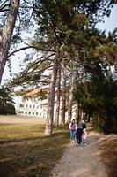 mère de quatre enfants à valtice park, république tchèque. photo