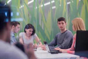 étude de groupe d'étudiants photo